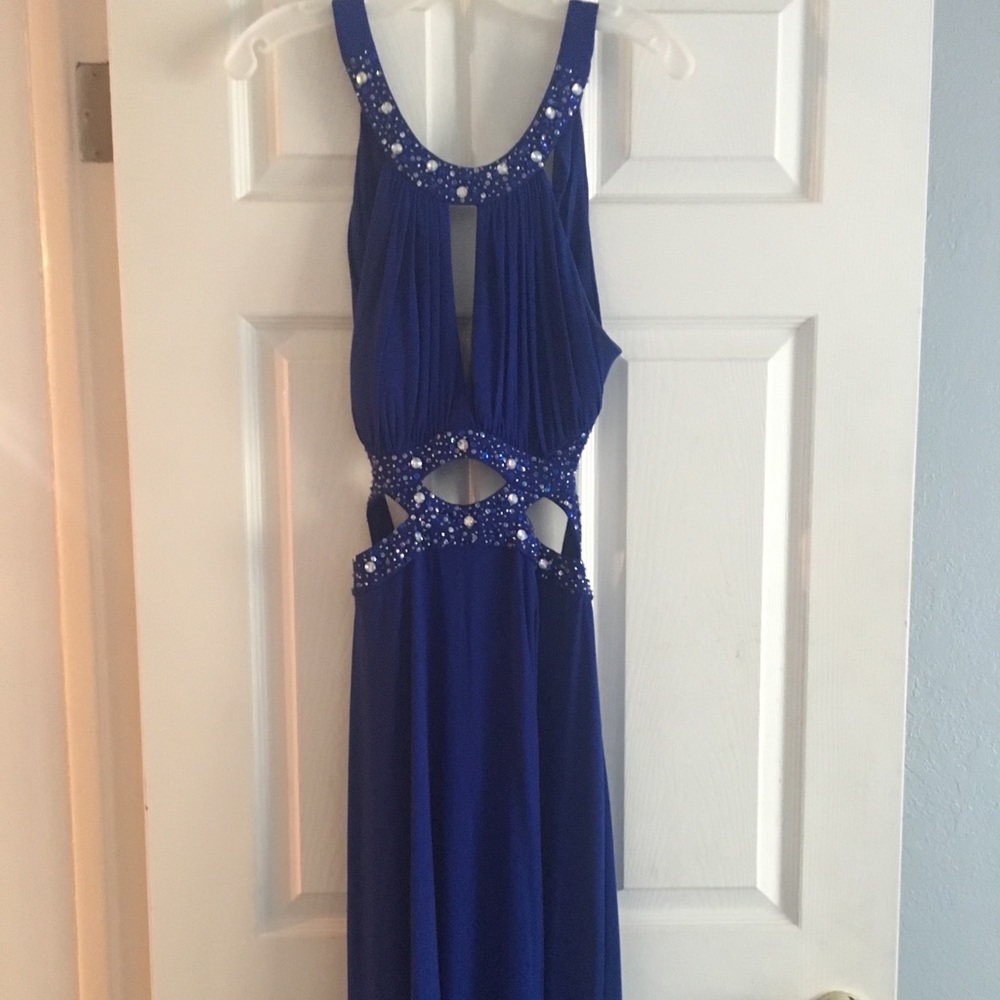 Dark blue prom dress